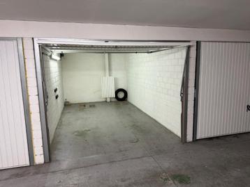 Gelijkvloerse garagebox te huur Oostende beschikbaar voor biedingen