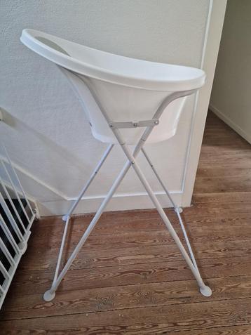 Bad shnuggle + staander beschikbaar voor biedingen