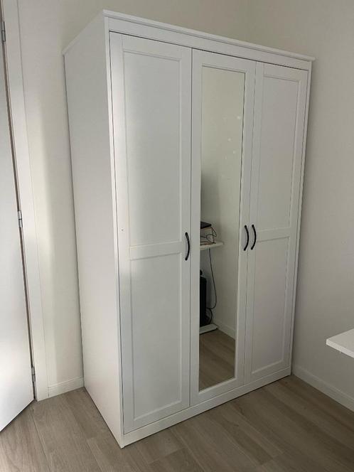 IKEA Songesand kledingkast, Huis en Inrichting, Kasten | Kleerkasten, Gebruikt, 150 tot 200 cm, 100 tot 150 cm, 50 tot 75 cm, Met deur(en)