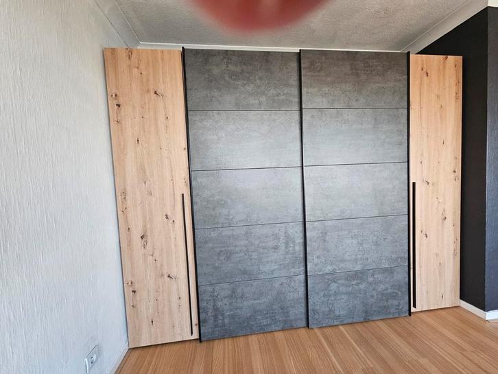 Kleerkast/kleedkamer, Huis en Inrichting, Kasten | Kleerkasten, Zo goed als nieuw, Met deur(en), Ophalen