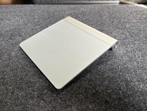 Apple Magic Trackpad (Gen 1), Computers en Software, Muizen, Zo goed als nieuw, Trackpad, Linkshandig, Rechtshandig, Draadloos