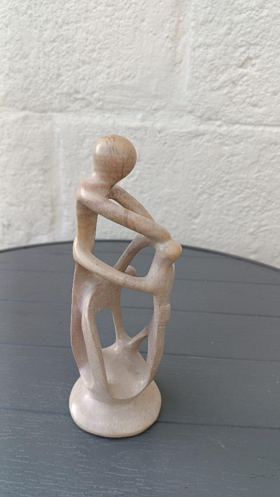 VINTAGE Sculpture abstraite Africaine en pierre ollaire, Antiquités & Art, Curiosités & Brocante, Enlèvement ou Envoi