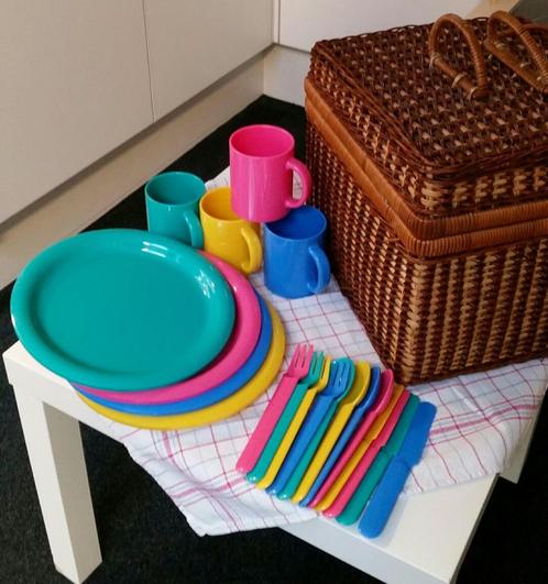 Picknickmand in riet voor 4 personen, Enfants & Bébés, Jouets | Jouer aux cuisines, Neuf, Accessoires de cuisine de jeu, Plastique