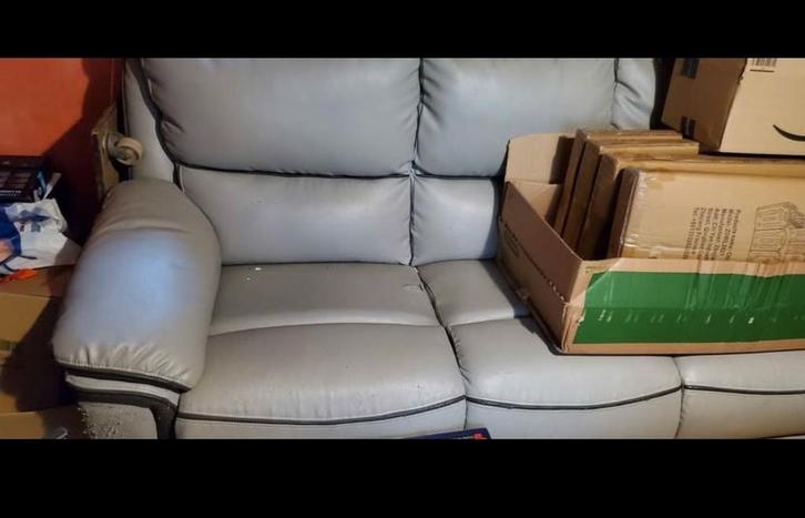 Fauteuil gris en cuir, Maison & Meubles, Canapés | Coins salons complets, Cuir, Enlèvement