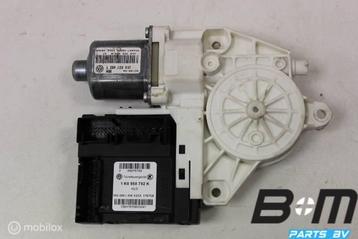 Raammotor RV (bijrijderszijde) VW Golf 5 1K0959792K beschikbaar voor biedingen