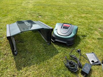 Bosch robotmaaier S+ 500 incl garage beschikbaar voor biedingen