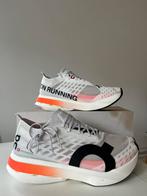 NEW!! On Cloudbool strike m43, Vêtements | Hommes, Chaussures, Neuf, Enlèvement, Chaussures de sport, Blanc