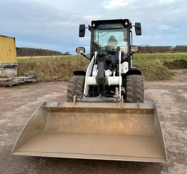 Bobcat L85, Articles professionnels, Machines & Construction | Grues & Excavatrices, Chargeuse sur pneus ou Chouleur, Enlèvement