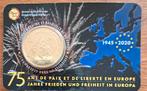 Coincard 2 1/2 euro - 75 jaar vrede en vrijheid, Ophalen of Verzenden, België, Overige waardes, Setje