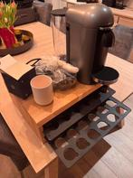 Nespresso Vertuo Plus koffiemachine met capsulehouder, Elektronische apparatuur, Ophalen, Zo goed als nieuw, Koffiemachine