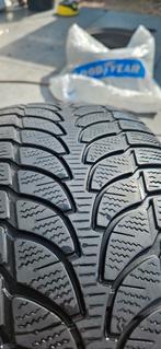 2 Winterbanden 235/55R18 100H Bridgestone Blizzak, Auto-onderdelen, Banden en Velgen, Ophalen, Winterbanden