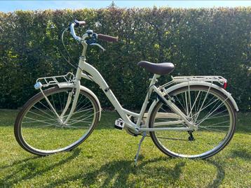 Minerva damesfiets beschikbaar voor biedingen