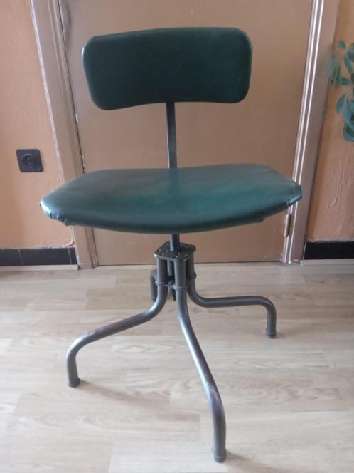 Tan Sad industriële stoel uit de jaren 30, Antiek en Kunst, Antiek | Meubels | Stoelen en Sofa's, Ophalen