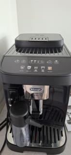 Delonghi Magnifica Evo koffiemachine, 10 kopjes of meer, Ophalen of Verzenden, Zo goed als nieuw, Afneembaar waterreservoir
