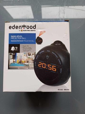 EDENWOOD wekkerradio met lichtprojectie - nieuw beschikbaar voor biedingen