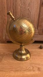 Globe Flamant, Maison & Meubles, Accessoires pour la Maison | Globes, Comme neuf