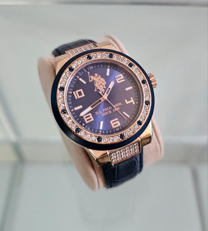 Montre U.S. Polo Assn. cuir bleu marine, cadran rose doré, Handtassen en Accessoires, Horloges | Dames, Zo goed als nieuw, Polshorloge