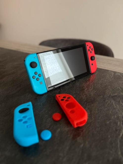 Nintendo switch V2 - Uitstekende staat!, Games en Spelcomputers, Spelcomputers | Nintendo Switch, Zo goed als nieuw, Switch 2019 Upgrade