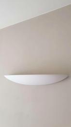 Schelpvormige wandlamp met halogeen B 75cm, D 20cm, H 10cm, Huis en Inrichting, Lampen | Wandlampen, Ophalen