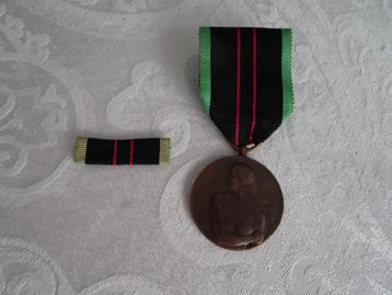 militair, medaille & ribbon 1940-45 beschikbaar voor biedingen