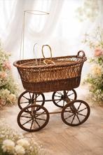 Superbe landeau couffin en osier bois avec flèche