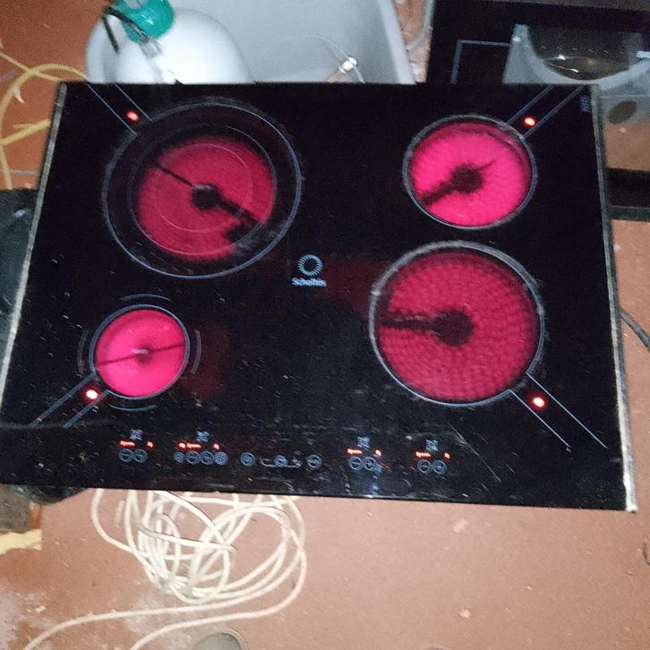 Taque cuisson vitroceramique Sholtes, Electroménager, Tables de cuisson, Utilisé, Encastré, 4 zones de cuisson, Enlèvement