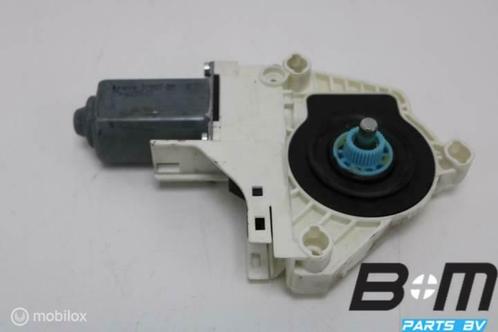 Raammotor rechtsvoor Audi Q3 8U 8K0959802B, Auto-onderdelen, Interieur en Bekleding, Gebruikt