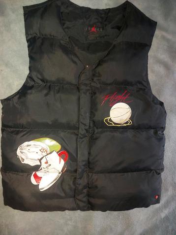 jorden jumpman puffer bodywarmer  beschikbaar voor biedingen
