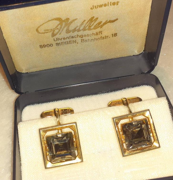 manchetknopen vintage goud met grijs diamantje juwelier, Handtassen en Accessoires, Manchetknopen, Nieuw, Goud, Verzenden