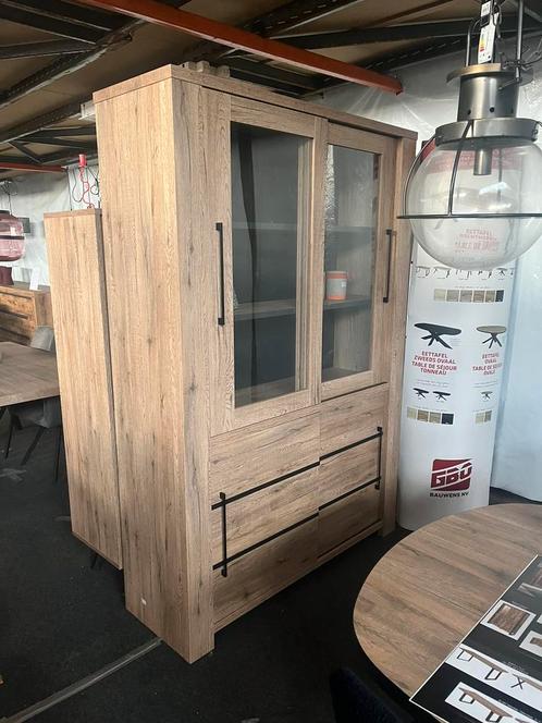 Buffetkast fineer landelijk (outlet), Huis en Inrichting, Woonaccessoires | Overige, Zo goed als nieuw, Ophalen