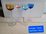 4 kleine glaasjes op lange voet, Verzamelen, Ophalen of Verzenden, Zo goed als nieuw