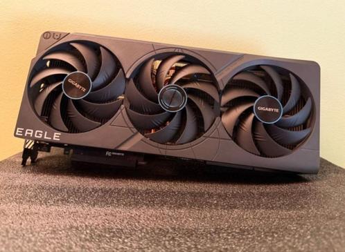 graphique RTX 4080 de GIGABYTE, Computers en Software, Videokaarten, Zo goed als nieuw, Nvidia, PCI-Express 2.0, GDDR5, HDMI, DisplayPort