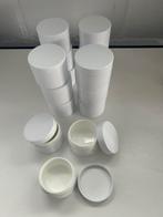 Plastieken potten 15 stuks doorsnede 5,5 cm hoogte 4,5 cm, Hobby en Vrije tijd, Knutselen, Ophalen of Verzenden, Zo goed als nieuw