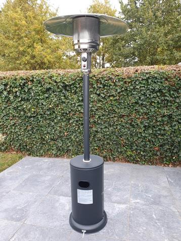 Terras verwarmer in antraciet kleur beschikbaar voor biedingen