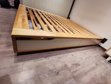 Bed 1m60, Huis en Inrichting, Slaapkamer | Bedden, Ophalen, Zo goed als nieuw