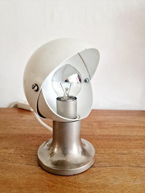 Tafellamp/bureaulamp uit de jaren 80 eyeball, Huis en Inrichting, Lampen | Tafellampen, Gebruikt, Minder dan 50 cm, Metaal, Ophalen of Verzenden