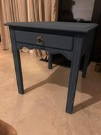 Opgeknapt nachtkastje, Ophalen, Zo goed als nieuw