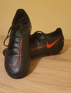 Crampons Football Nike Phantom GT taille 36/5, Sports & Fitness, Football, Enlèvement, Utilisé, Chaussures