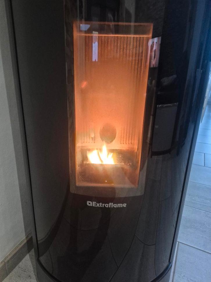 Poele a pellet exctraflame debby, Maison & Meubles, Poêles, Comme neuf, Enlèvement