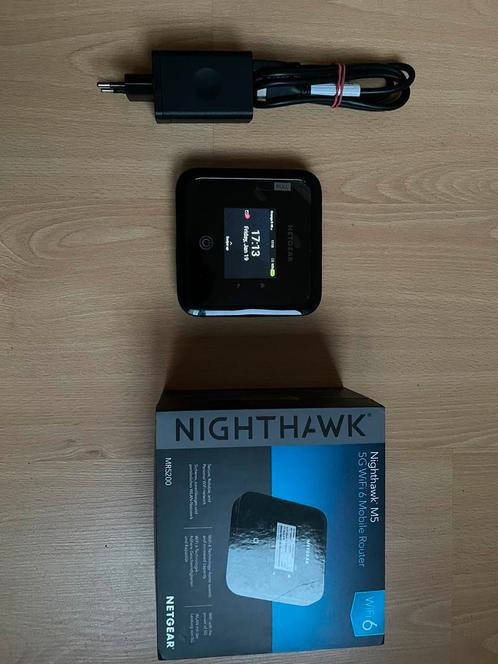 Netgear Nighthawk M5 [MR5200] - Routeur mobile 5G WiFi 6, Informatique & Logiciels, Routeurs & Modems, Comme neuf, Routeur, Enlèvement