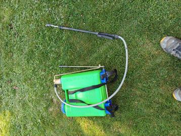 pulvérisateur 16 litres beschikbaar voor biedingen