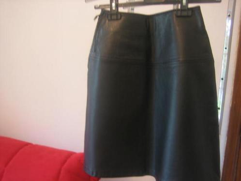 Blauwe lederen rok m 34/ Nieuw, Kleding | Dames, Rokken, Nieuw, Ophalen of Verzenden