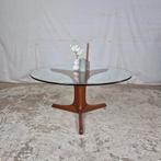 Vintage jaren 60 ronde salontafel teakhout met glas, Deens, Huis en Inrichting, Gebruikt, Rond, Scandinavisch, Gplan, glostrup, Niels Bach