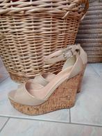 Sandales compensées, Vêtements | Femmes, Chaussures, Autre, Beige, Chaussures à haut talons, Porté