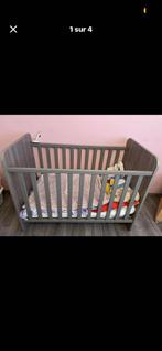 Lit bebe et commode+matela a vendre, Enfants & Bébés, Parcs, Enlèvement, Comme neuf
