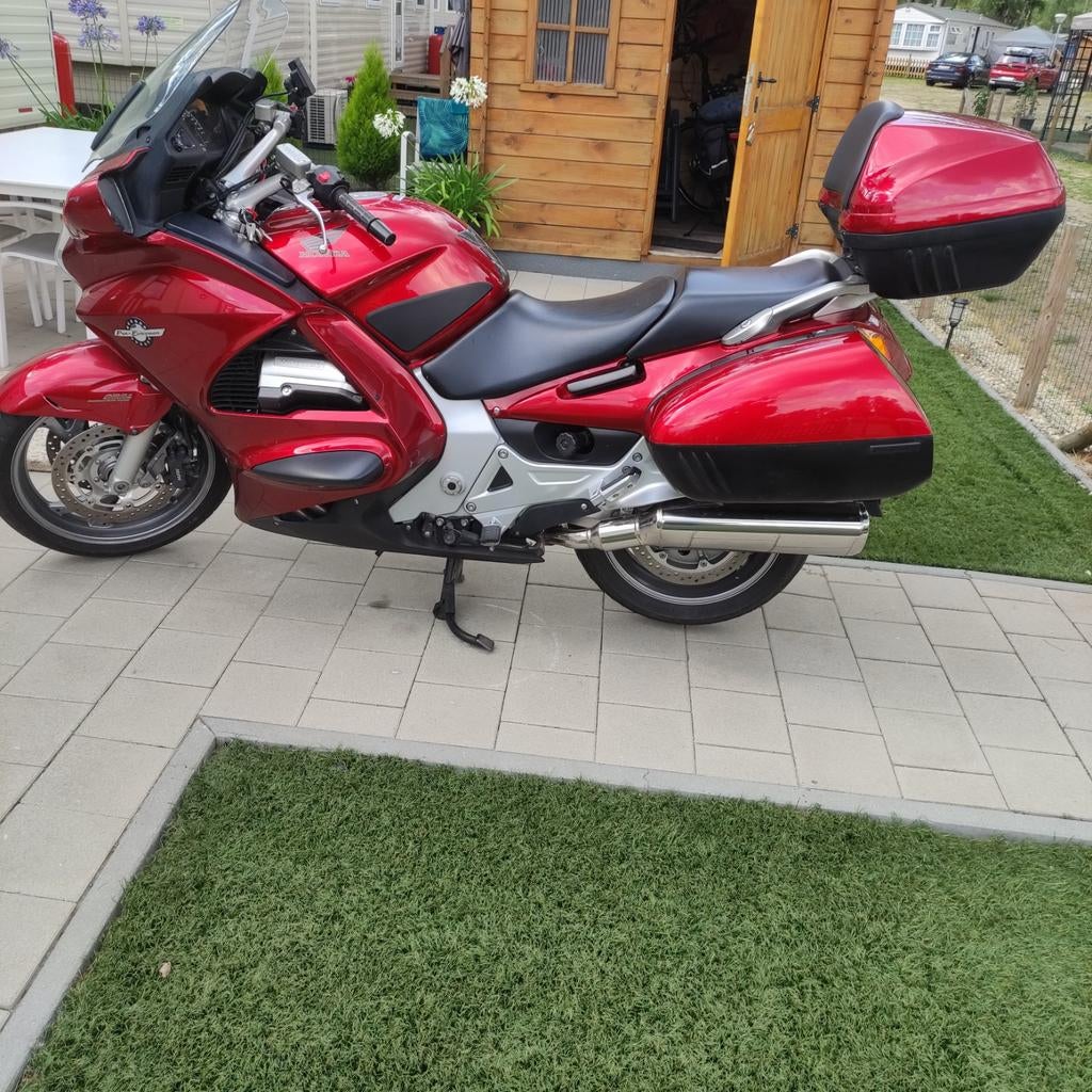 Pan european 1300 (2011), Motoren, Motoren | Honda, Particulier, Toermotor, meer dan 35 kW, 4 cilinders, ABS, Ophalen