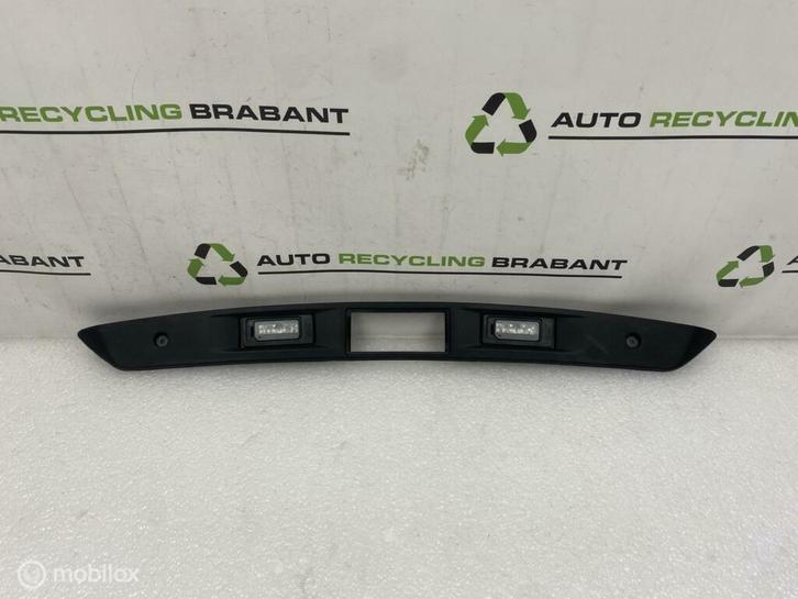 Achterklep Handgreep Volkswagen Tiguan 5N ORIG 5N0827335L, Auto-onderdelen, Klein materiaal, Volkswagen, Gebruikt, Ophalen of Verzenden