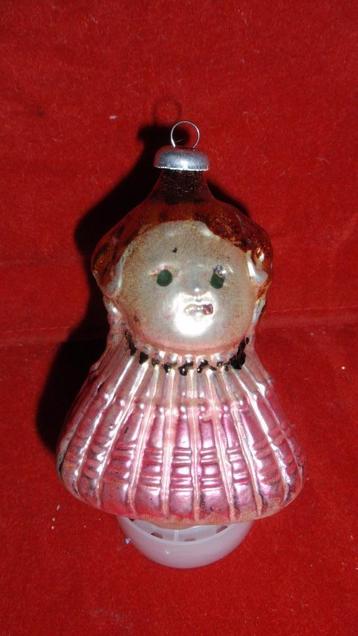 Oude glazen kerstbal engel met glasvezel vleugels beschikbaar voor biedingen