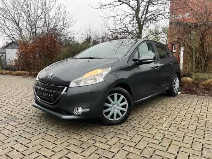Peugeot 208 1.2i • 2012|124.000km|Benzine - Gekeurd, Auto's, Peugeot, Bedrijf, Te koop, Bluetooth, Benzine, Euro 5, Stadsauto