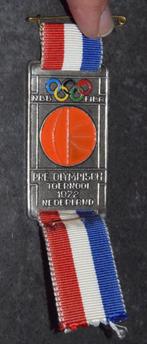 Medaille Pre Olympisch toernooi 1972 Nederland. Basketball, Sports & Fitness, Basket, Comme neuf, Autres types, Enlèvement ou Envoi